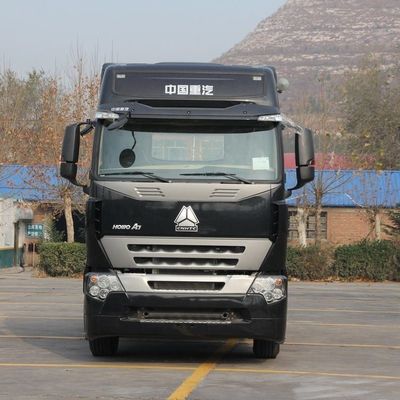 Caixa de carga de aço carbono de 31 a 40 t HOWO Série A7 6X4 Camião de reboque de 400 CV com tanque de combustível de 600 L