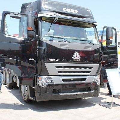Caixa de carga de aço carbono de 31 a 40 t HOWO Série A7 6X4 Camião de reboque de 400 CV com tanque de combustível de 600 L