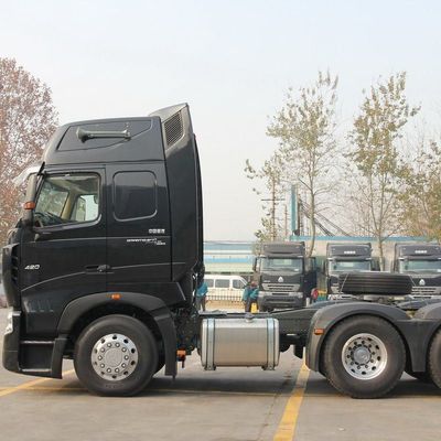 Sinotruck personalizado HOWO 400HP Heavy Duty Tractor Trailer com tanque de combustível 1000L Diesel