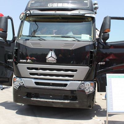 Sinotruck personalizado HOWO 400HP Heavy Duty Tractor Trailer com tanque de combustível 1000L Diesel