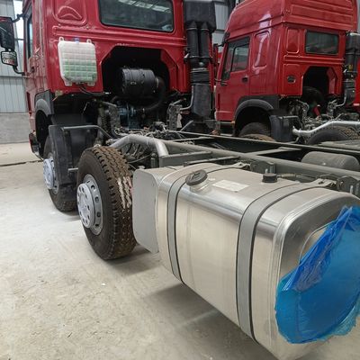 Caminhão de descarga Sinotruk de alta capacidade com estrutura durável e pneus com certificação ISO