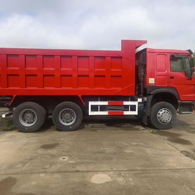 Chassis Sinotruk Truck Base com direção avançada com assistência motora e motor 351-450 hp