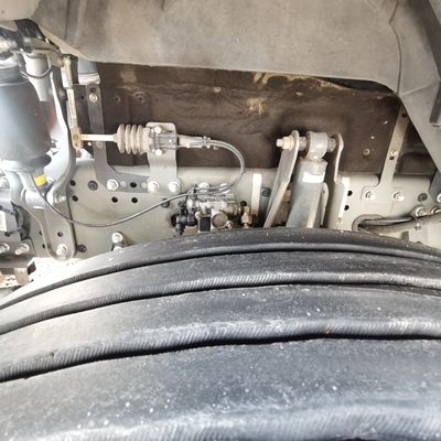 Semi-reboque de reboque Sinotruck caminhão-trator com cadeira de suspensão a ar e 6 meses