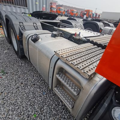 Pagamento inicial aceito Camião pesado FAW fornecendo caminhões-trator de GNC de 480 CV para carga