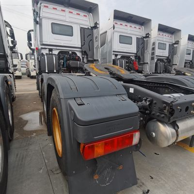 Remolque de descarga pesado com capacidade de reboque de 400 cv e suspensão a ar