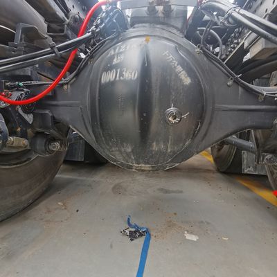Remolque de descarga pesado com capacidade de reboque de 400 cv e suspensão a ar