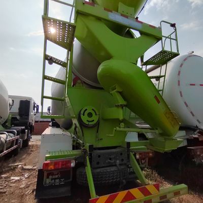 Caminhão para mistura de concreto HOWO 371HP de 15 a 20 metros cúbicos X4 para ≤ 5 lugares e 6 meses