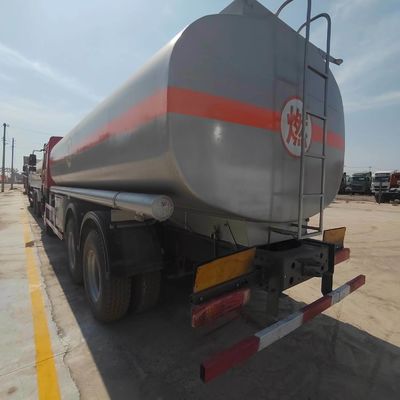Sinotruk HOWO 6X4 336HP 15cbm Caminhão cisterna de vácuo Caminhão de esgoto Modelo Zz1257n4641W com 1