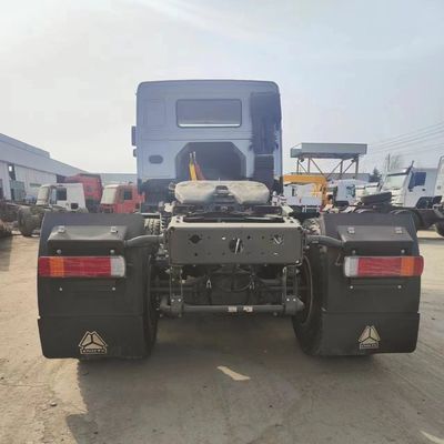 400L Tanque de combustível Sinotruck Trator Truck HOWO para rebocar cargas pesadas de forma eficiente