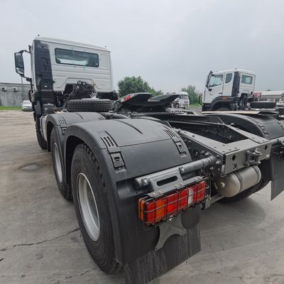 Veículo de caminhão sinóptico espaçoso e pesado para reboque de semi-reboque Potência 351-450 cv