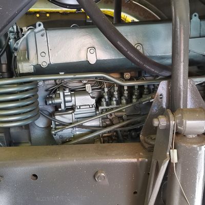 Tanque de combustível de 400L e assento de suspensão aérea cabeça de tractor pesado para condução confortável