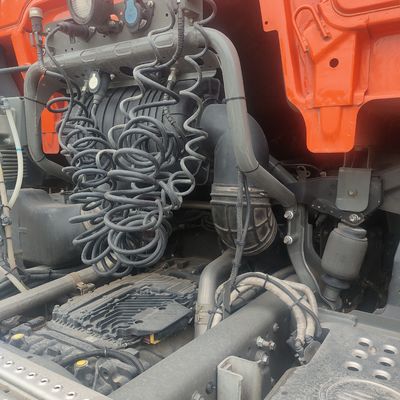 Caminhão-reboque com assento de suspensão pneumática para motores de reboque com capacidade &gt; 8 l e pesado