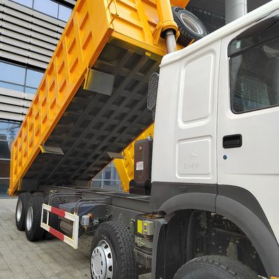 12 rodas de 60 toneladas de volante manual Euro2 Diesel 371HP-375HP camião de volante de descarga para trabalho pesado