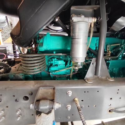 6X4 Sinotruk HOWO N7 camião de descarga com motor diesel de capacidade &gt; 8L e caixa de carga hidráulica