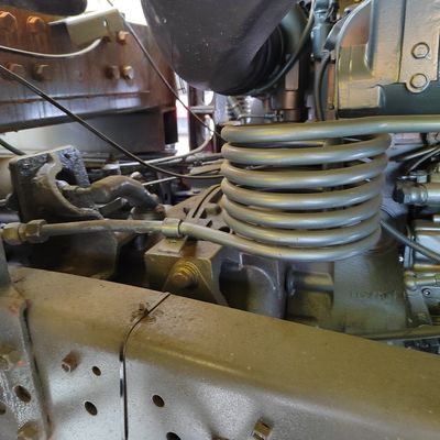 Poderoso camião de 8x4 com direcção hidráulica e motor diesel Euro2 de 371-375 HP