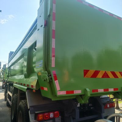 Carrinho pesado 8x4 Delong M3000s 430HP Tamanho do pacote 789.00cm * 255.00cm * 385.00cm