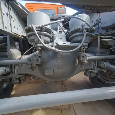 6 meses Serviço pós-venda Caminhão-trator diesel pesado com cadeira de suspensão pneumática