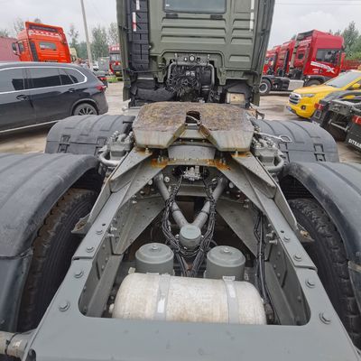 Caminhão de reboque com motor de 480 CV e configuração de 6X4 Sinotruck a diesel