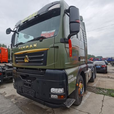 Suspensão aérea Assento do condutor Potente 480HP Motor e 6X4 Sinotruck Configuração