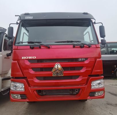 30 t Capacidade de carga Caminhão sinotráiler Caminhão de descarga usado para equipamentos de mineração Potência 351-450 cv