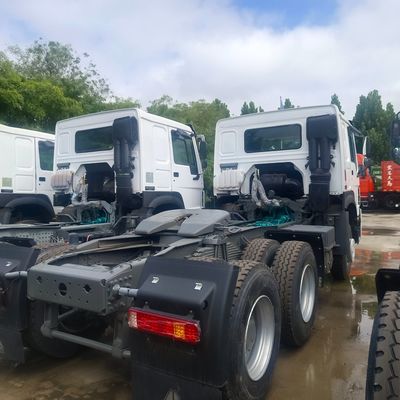 Sitrak 6X4 HOWO caminhão-trator para transporte e entrega de cargas de aço carbono