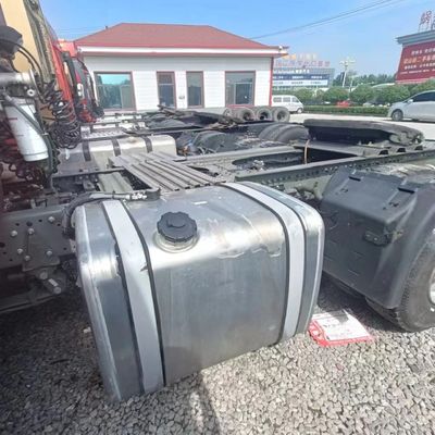 Caminhão de trator Sinotruk HOWO 6X4 usado para o seu transporte de longa distância