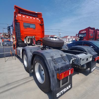 31-40t Capacidade de carga Sinotruck Camião usado com tanque de combustível de 1000L e assento de suspensão pneumática