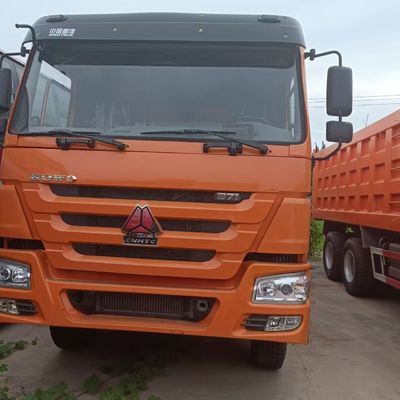 371HP Sinotruk Chassis Truck de direção hidráulica para equipamentos de transporte resistentes