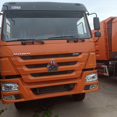 Veículo de construção durável Sinotruk Chassis 371HP Truck de direção hidráulica para GCC