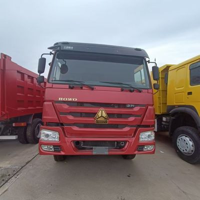 Pneus e Sinotruck Chassis 40t Capacidade de carga Equipamento de mineração Caminhão de carga pesada