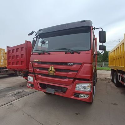 Sinotruck Hovo 6X4 LHD Dump Truck com sistema hidráulico de direção assistida