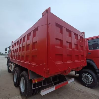 Equipamento de mineração acessível caminhão Sinotruck Hovo 6X4 LHD com sistema de direção hidráulica