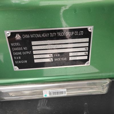 Camião Sinotruck de direção hidráulica Camião de carga usado para transporte de carga pesada versátil