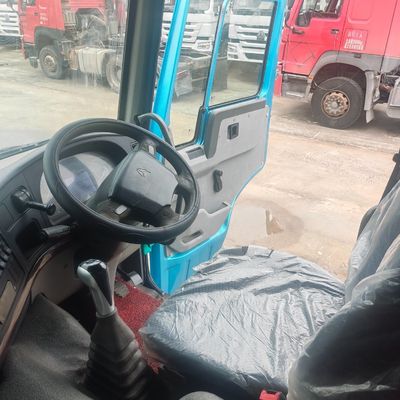 6 meses Serviço pós-venda Caminhão pesado HOWO 8X4 Com caixa de carga de aço carbono