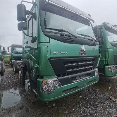 Duração de vida útil≤ 1 ano Van de motor com pneus de caixa de engrenagens manuais e depósito de combustível de 400-600L