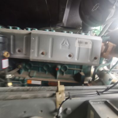 Duração de vida útil≤ 1 ano Van de motor com pneus de caixa de engrenagens manuais e depósito de combustível de 400-600L