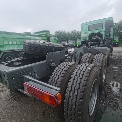 Newbase caminhão pesado usado com tanque de combustível de 400-600L e pneus duráveis