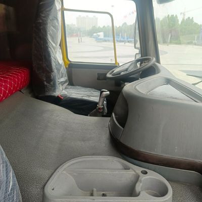 Capacidade de elevação dianteira Caminhão de descarga equipado com sistema de direção assistida