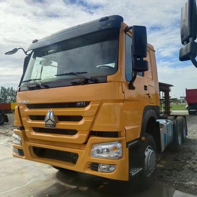 Certificado GCC ZZ4257N3247E1H Heavy Duty HOWO 6X4 Truck Tractor com tanque de combustível de 400L