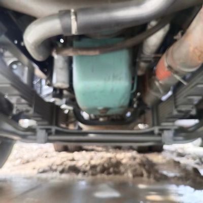 Tractor de reboque ECE 2024 com depósito de combustível de 1000 L e banco de suspensão pneumática