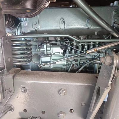 Capacidade de carga de 21-30 t Sinotruk Dump Truck com pneus de 371 HP e sistema de direção hidráulica