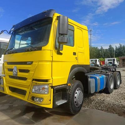 Capacidade de carga de 21-30 t Sinotruk Dump Truck com pneus de 371 HP e sistema de direção hidráulica