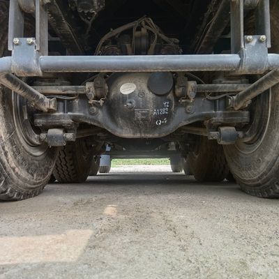 Ouman de segunda mão 6X4/8X4 A7/T7 10/12 Rodas