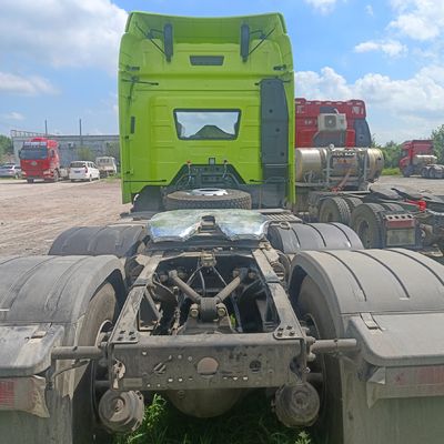 31-40t Capacidade de carga FAW Jiefang J6p420HP Trator diesel 6X4 com assento de suspensão pneumática