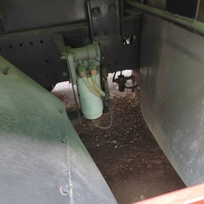 6 meses Serviço pós-venda Acessível Sinotruk usado HOWO 6X4/8X4 caminhões pesados