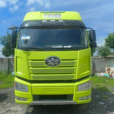 Tanque de combustível de 1000 L Euro 5 Caminhão-trator diesel pesado J6p420HP para transporte em volume
