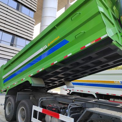 910m*2,55m*3,45m Características de trabalho pesado HOWO Tx 6X4 8X4 Carrinho de descarga para cargas pesadas