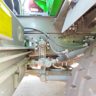 Sinotruk 10/12 Wheeler Dump Trucks Direção hidráulica e Euro 5 padrão de emissões agora