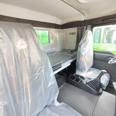 Sinotruk 10/12 Wheeler Dump Trucks Direção hidráulica e Euro 5 padrão de emissões agora