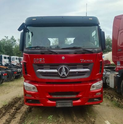 Caminhão pesado Beiben com pacote de direção avançado Tamanho 692.00cm * 255.00cm * 385.00cm